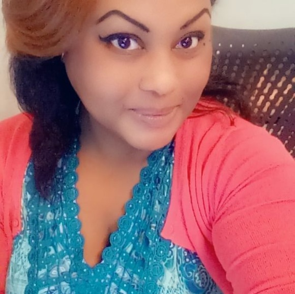 Meet your Posher, Meka - Picture 1 of 1